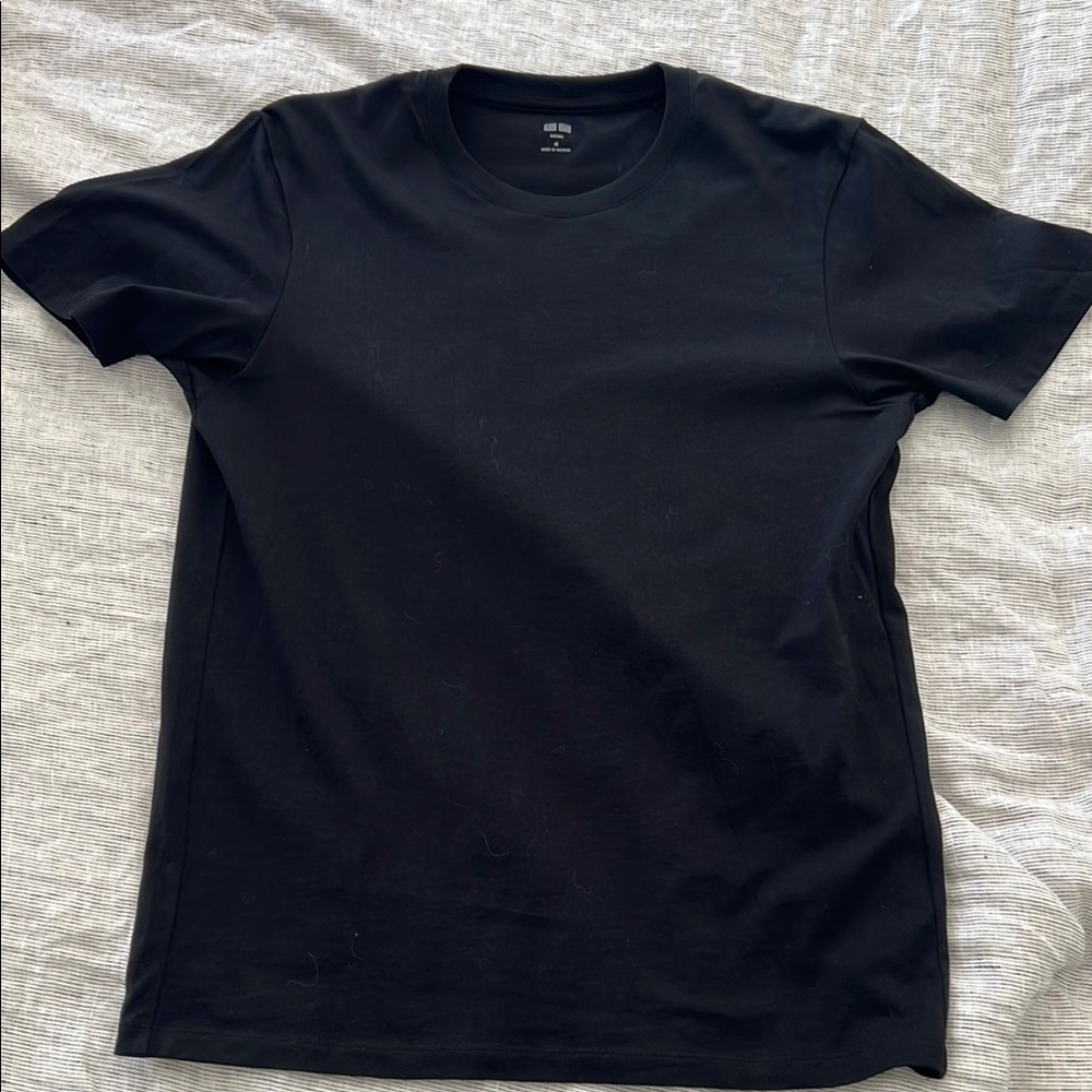 Uniqlo Black Short Sleeve Tee Classic Crew Neck